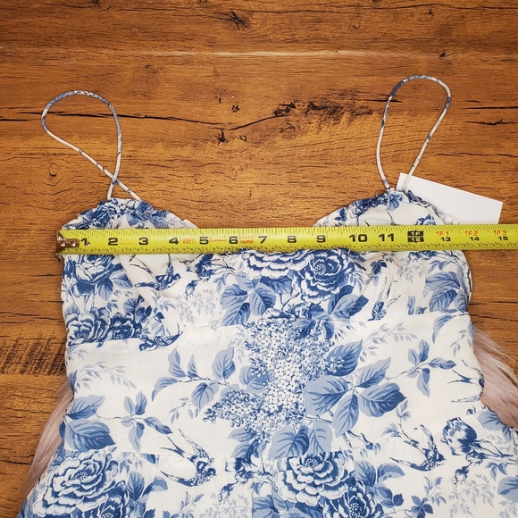 NWT reformation authentic size 4 marin dress mini pompadour blue floral - Picture 4 of 9